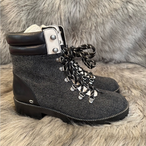 Coach Black Boots Size 9B - Picture 1 of 10